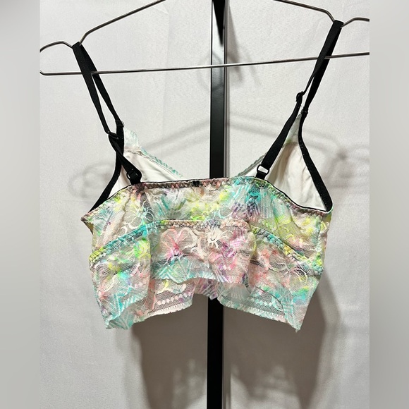 Victorias Secret Pink Bralette - Picture 2 of 5
